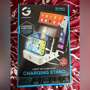 SmartGear Charging Stand with USB Ports